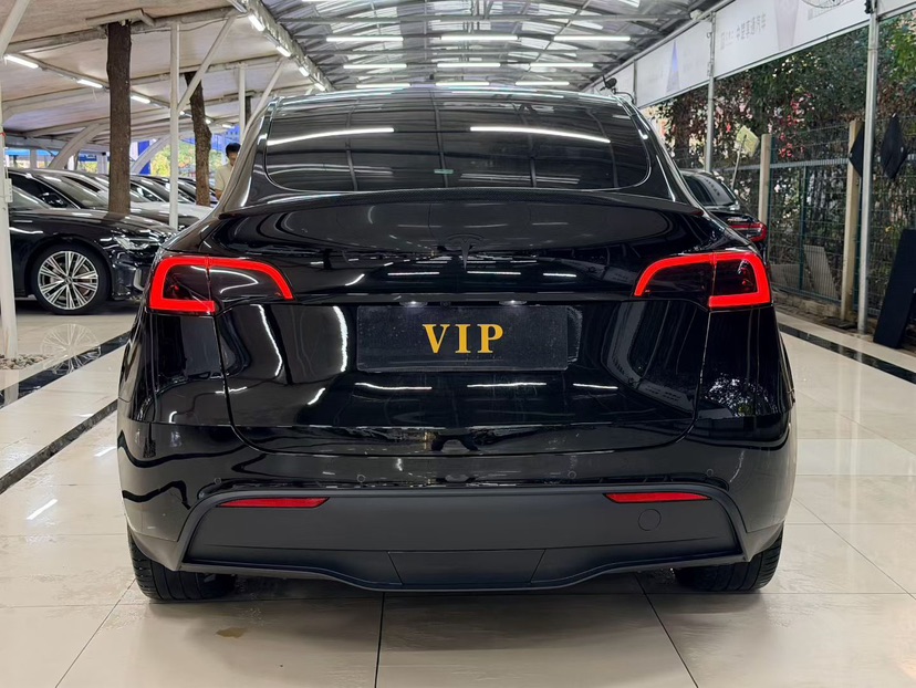 Tesla Model Y 2023 #5 Tesla Model Y 2023 immagine di auto #5
