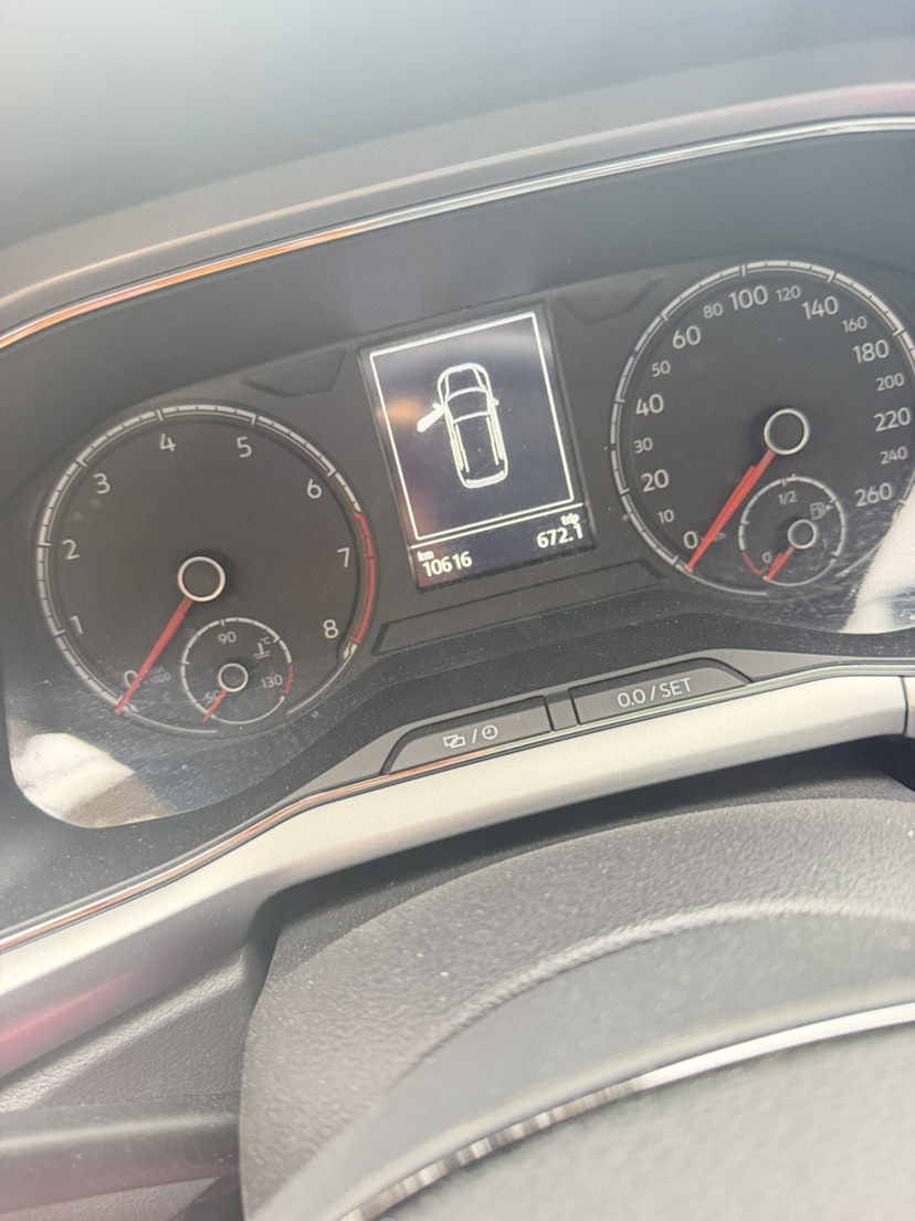 Volkswagen T-Cross 2021 car image #3