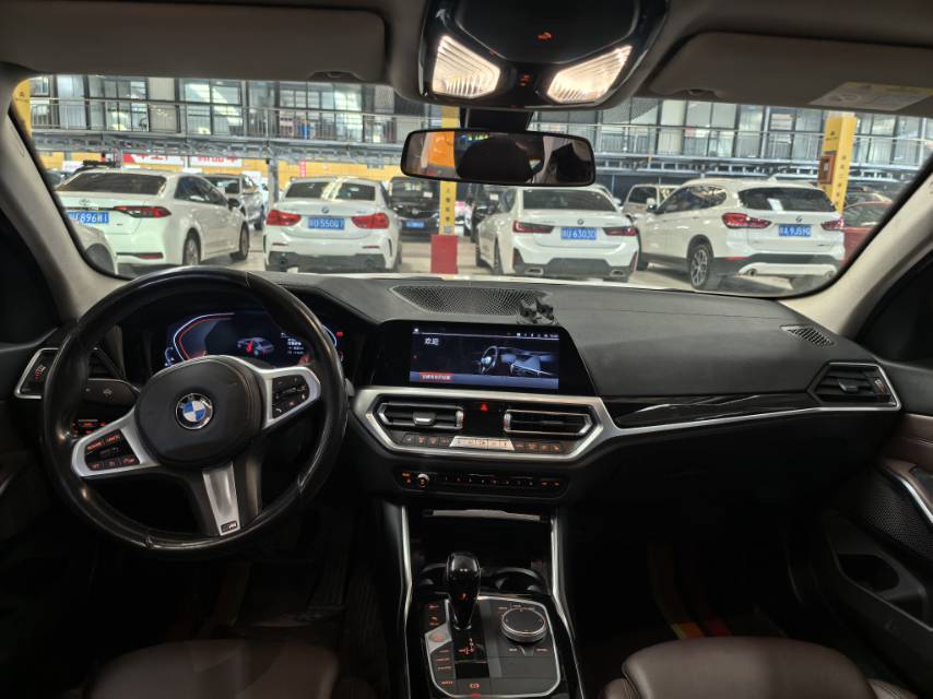 BMW 3 Series 2021 car image #5