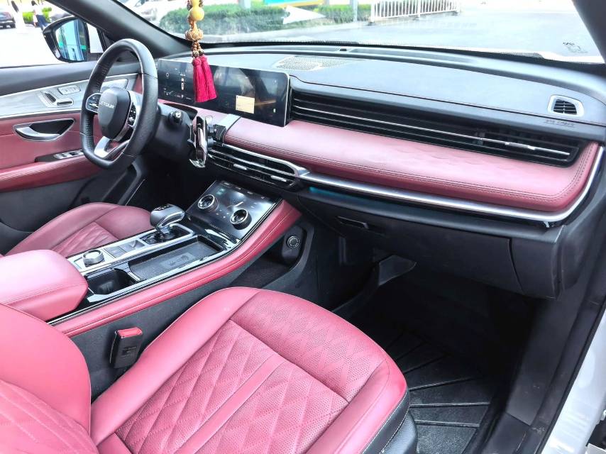 Jetour X70 PLUS 2023 car image #4