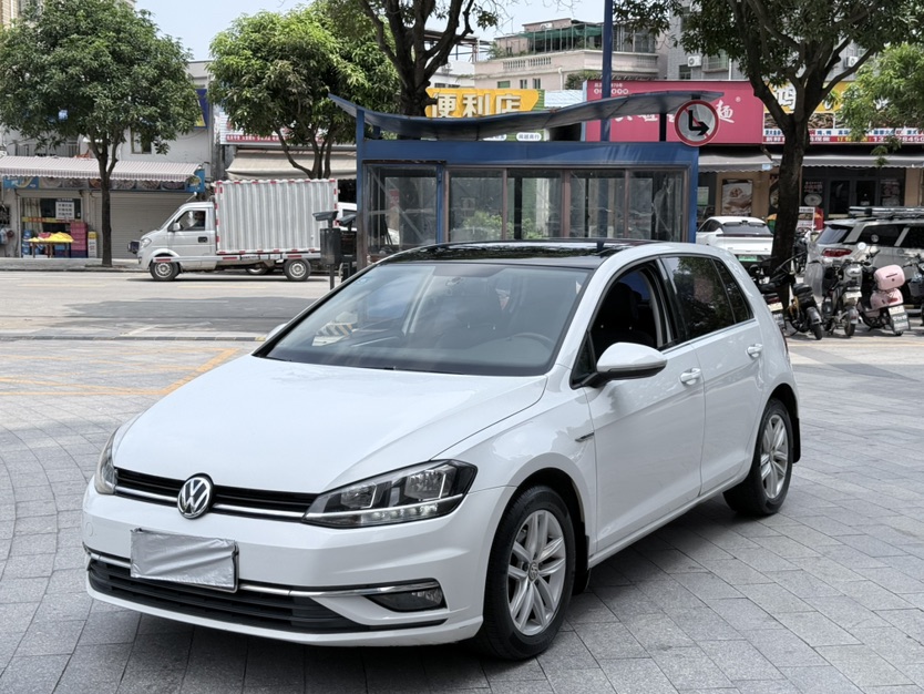 Volkswagen Golf 2018 Volkswagen Golf 2018 car image