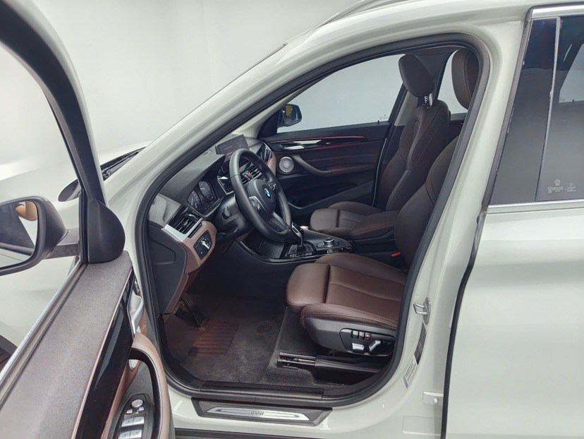 BMW X1 2021 car image #6