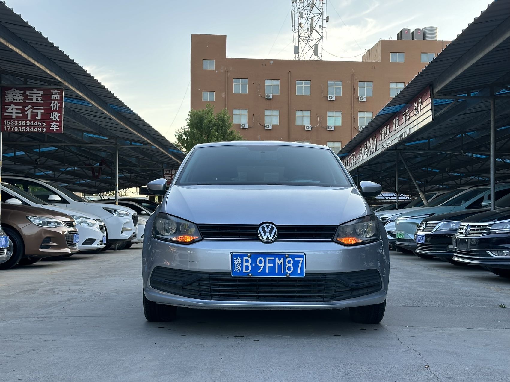 Volkswagen Polo 2017 car image 