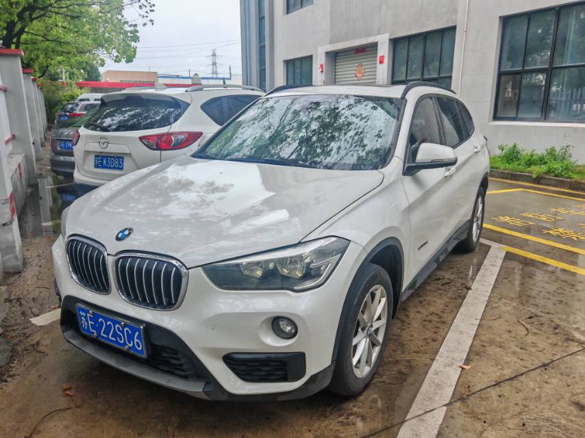 BMW X1 2016 BMW X1 2016 car image