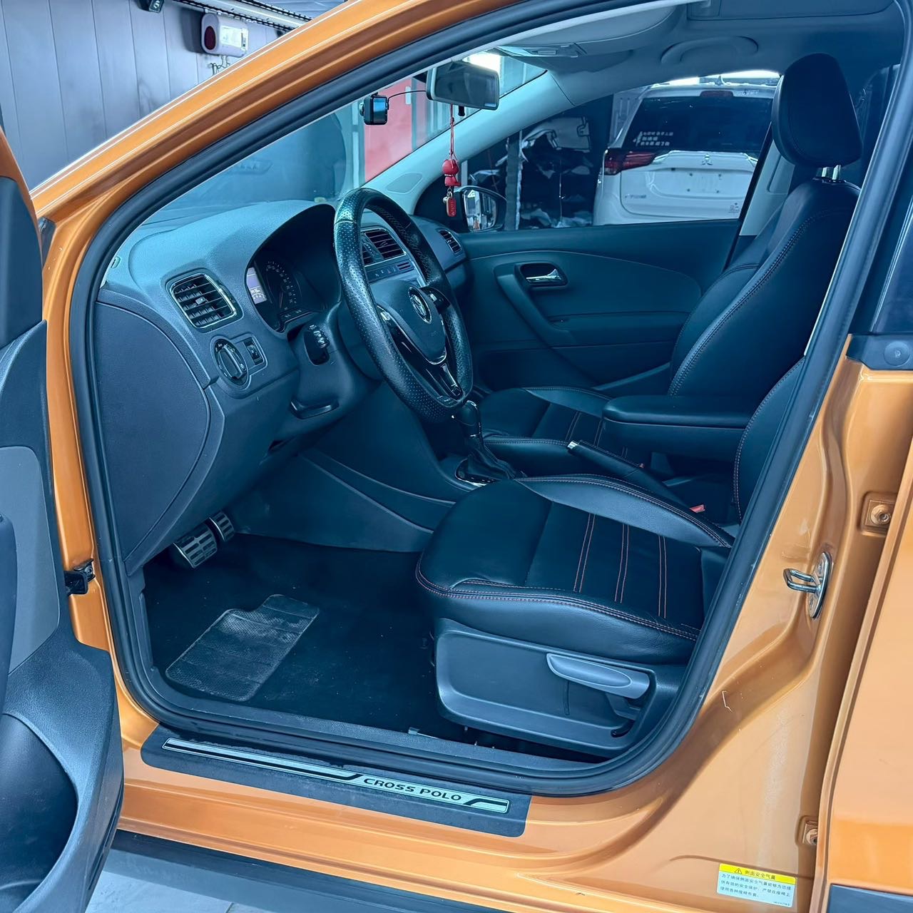 Volkswagen Polo 2015 #5 Volkswagen Polo 2015 car image #5
