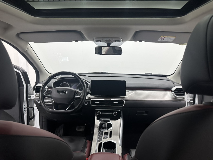 GEELY Coolray 2022 #5 GEELY Coolray 2022 car image #5