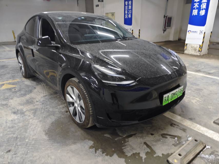 Tesla Model Y 2022 #2 Tesla Model Y 2022 car image #2
