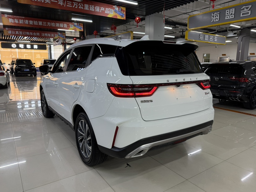 GEELY Vision X6 2023 car image #9