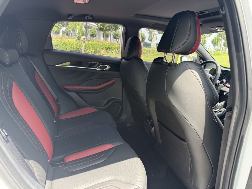 GEELY Coolray 2023 #8 GEELY Coolray 2023 imagem de carro #8