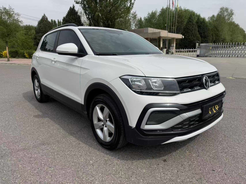 Volkswagen T-Cross 2020 car image #3
