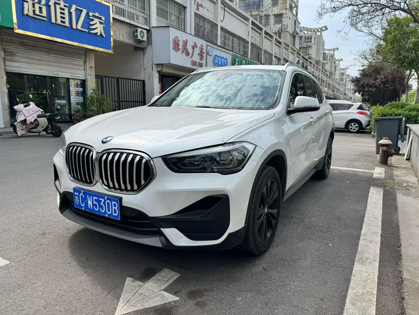 BMW X1 2021 car image 