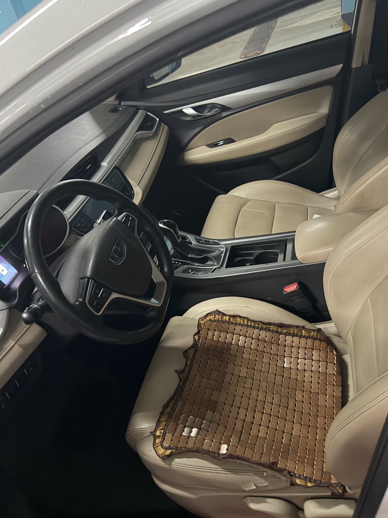 GEELY Emgrand 2018 #3 GEELY Emgrand 2018 car image #3