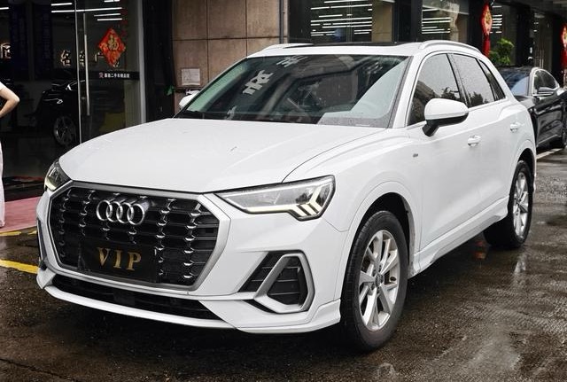 Audi Q3 2019 Audi Q3 2019 car image