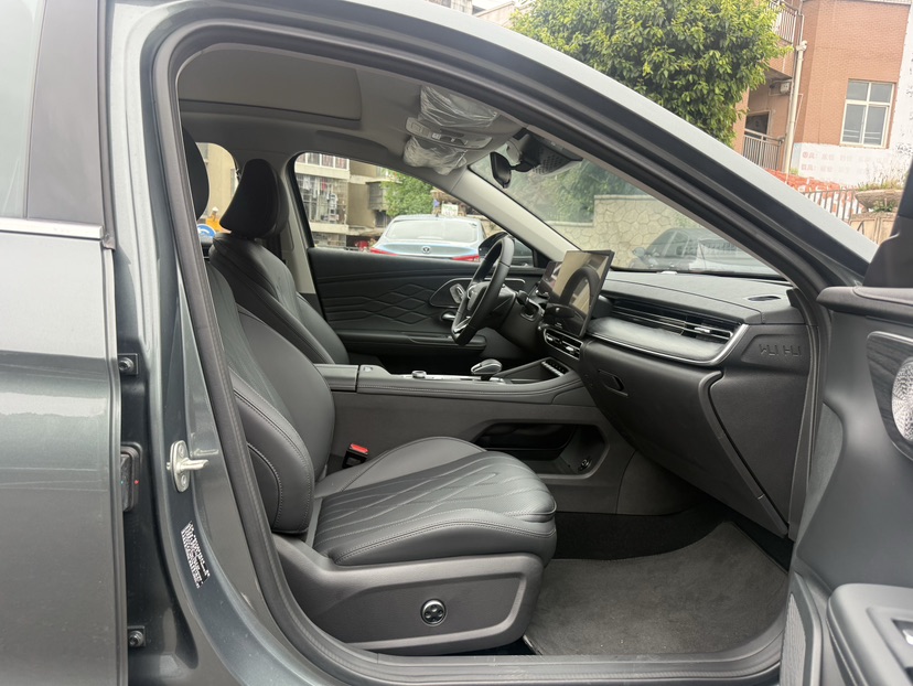 Chery Arrizo 8 Pro 2025 car image #10