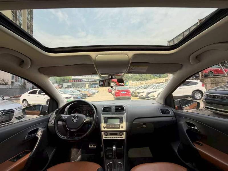 Volkswagen Polo 2015 صورة سيارة #8