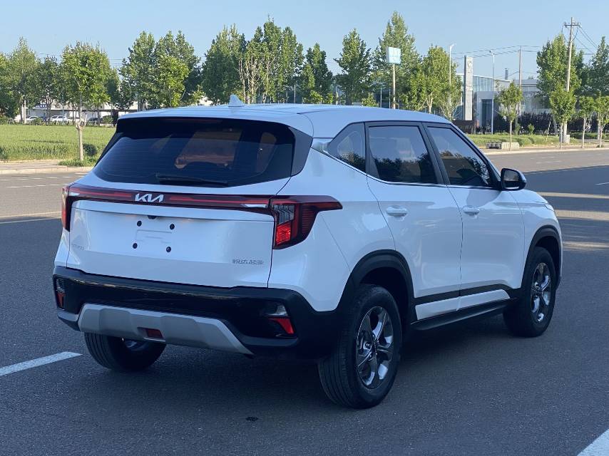Kia Seltos 2023 #7 Kia Seltos 2023 car image #7