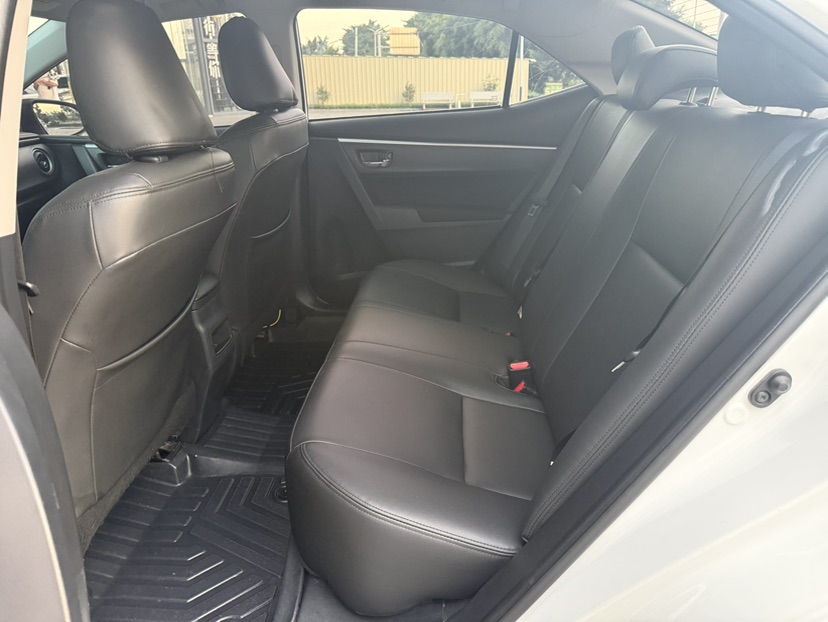 Toyota Corolla 2017 car image #9