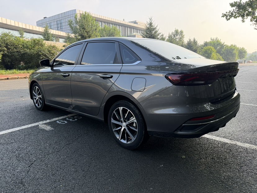 GEELY Emgrand 2023 #7 GEELY Emgrand 2023 car image #7