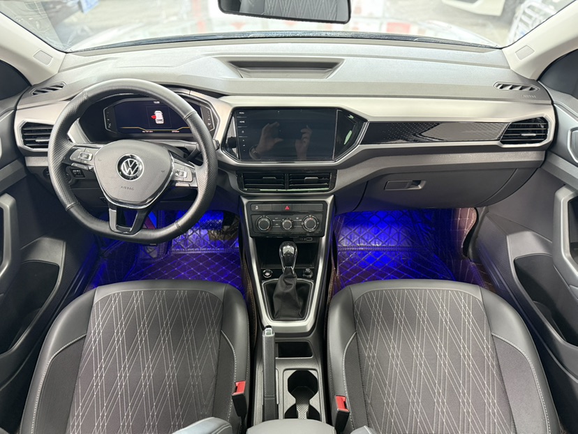 Volkswagen T-Cross 2024 #6 Volkswagen T-Cross 2024 car image #6