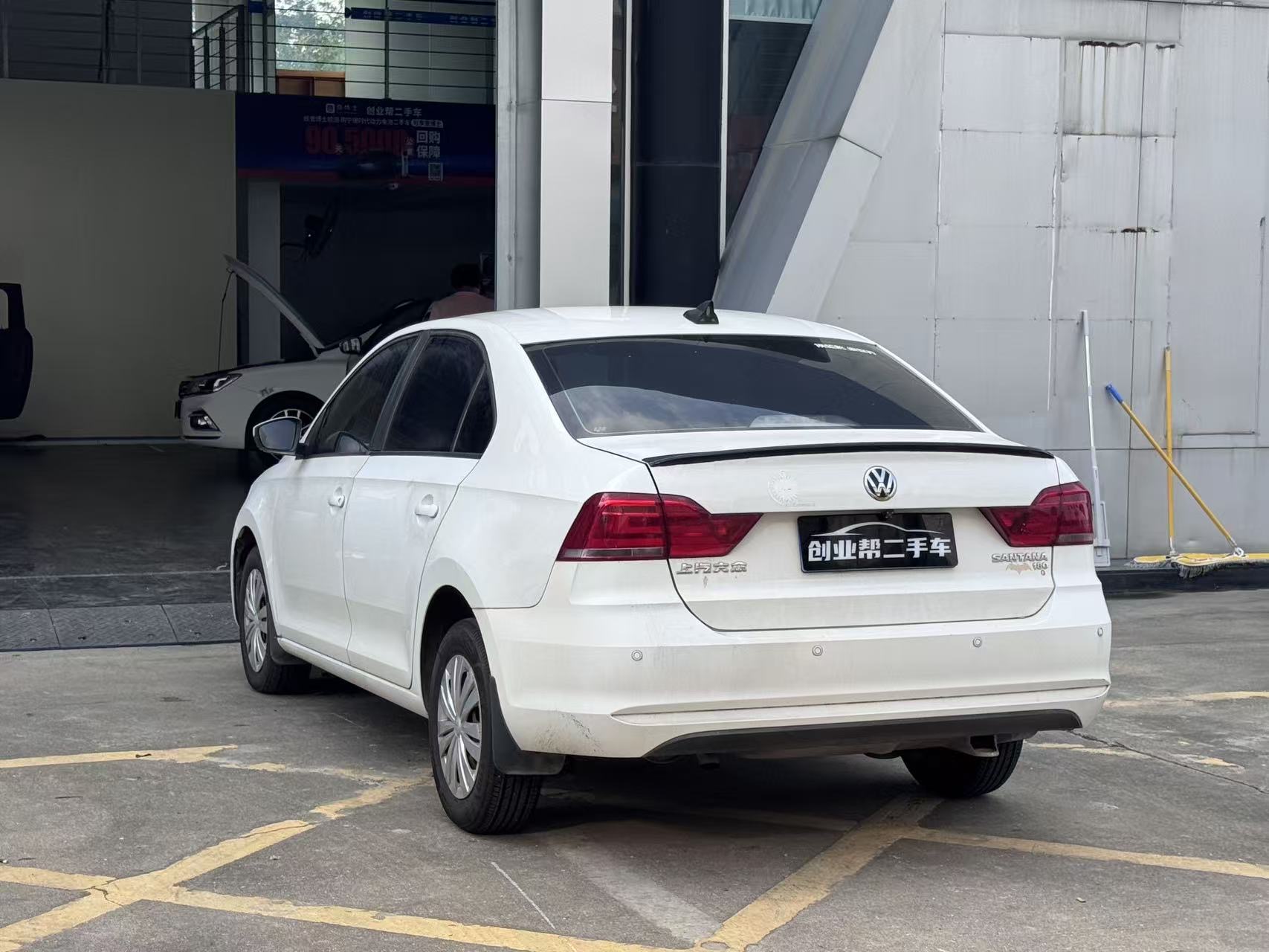 Volkswagen Santana 2018 car image #7
