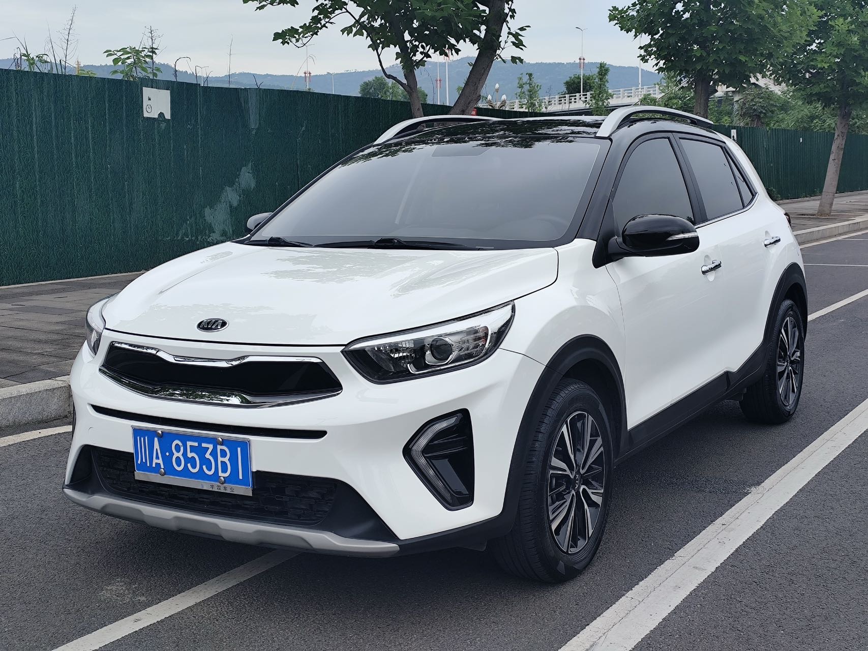 Kia KX1 2020 car image 