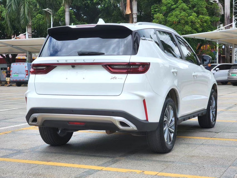 GEELY Vision X6 2024 car image #7
