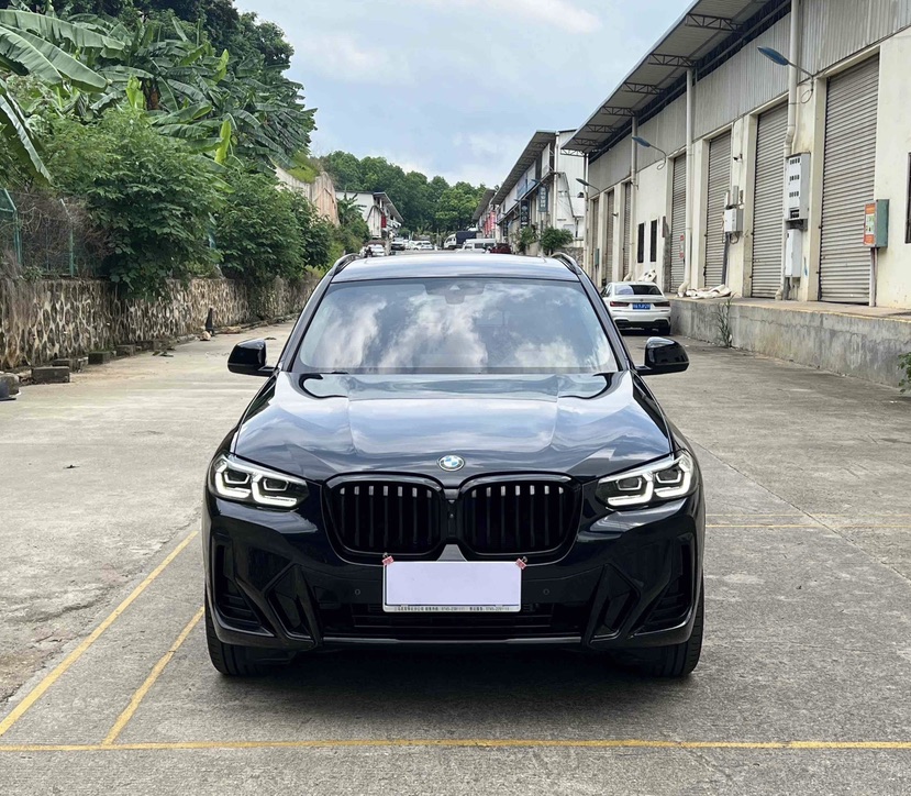 BMW X3 2024 #2 BMW X3 2024 car image #2