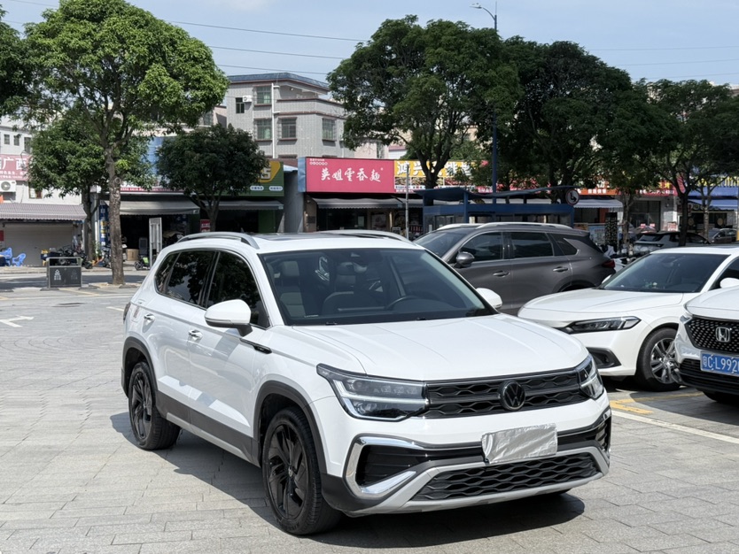 Volkswagen Tharu 2023 car image #3