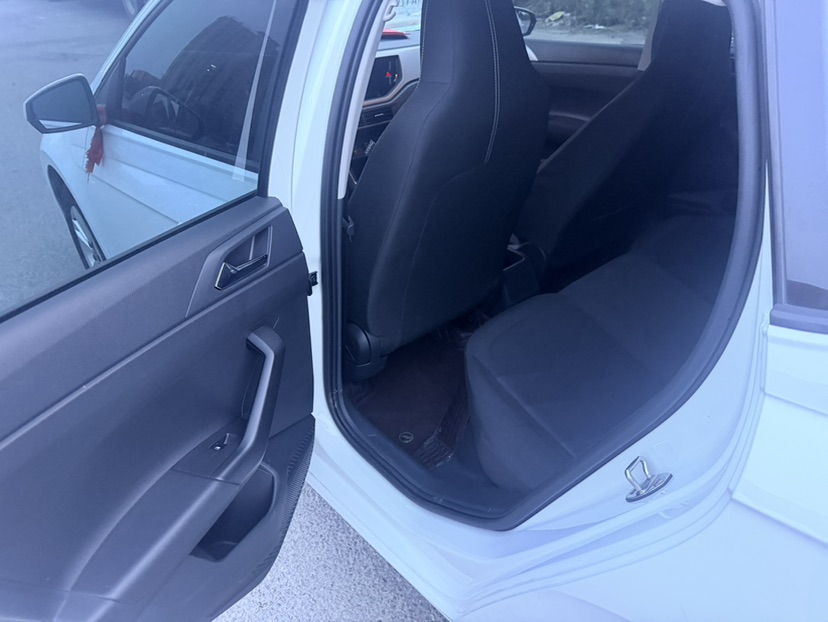 Volkswagen Polo 2023 car image #4
