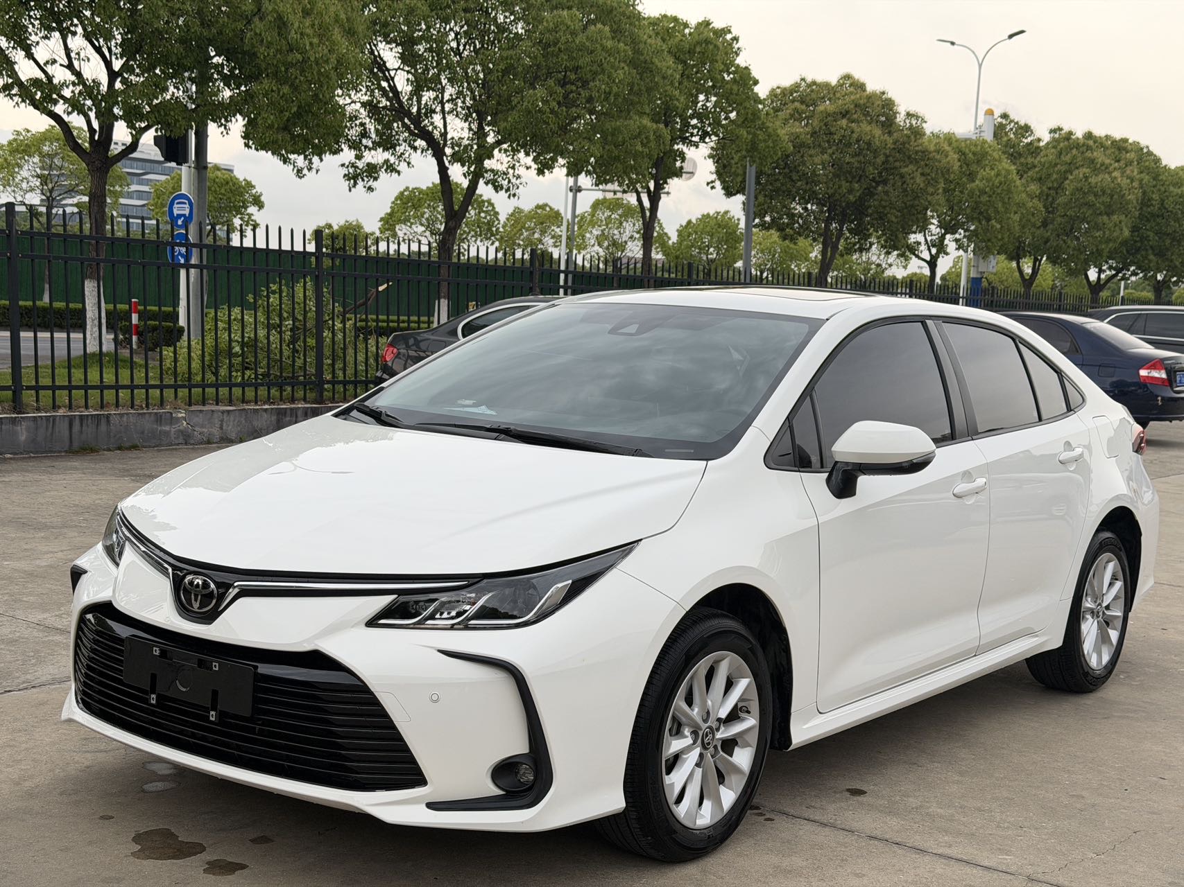 Toyota Corolla 2022 car image #2