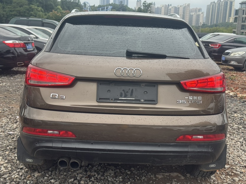 Audi Q3 2015 immagine di auto #6