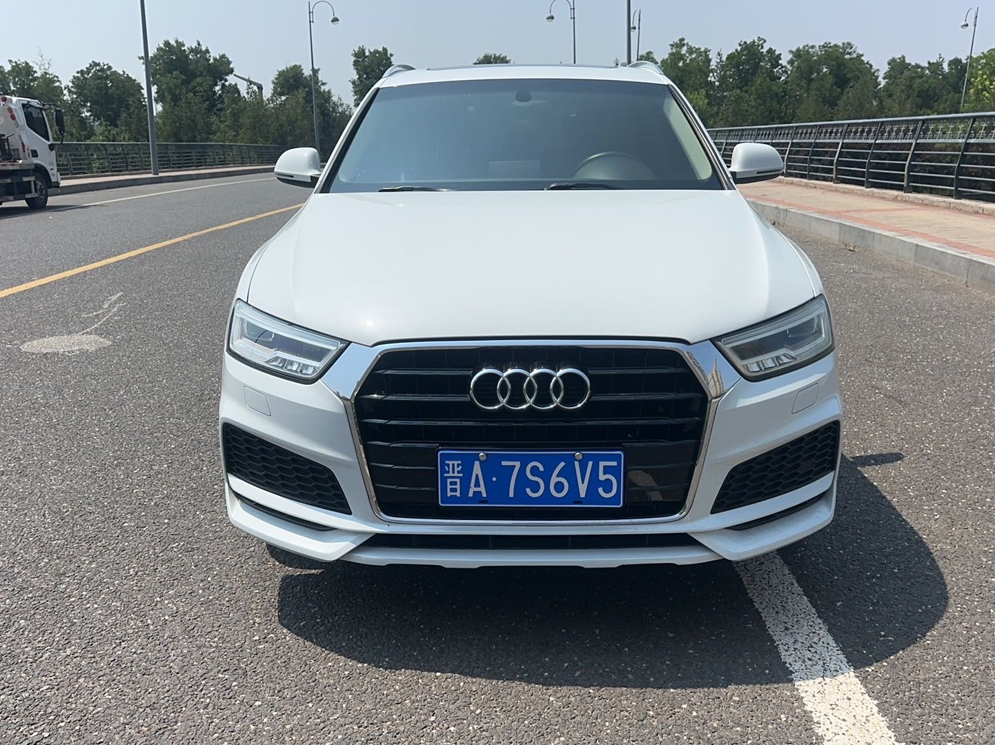 Audi Q3 2018 #4 Audi Q3 2018 car image #4