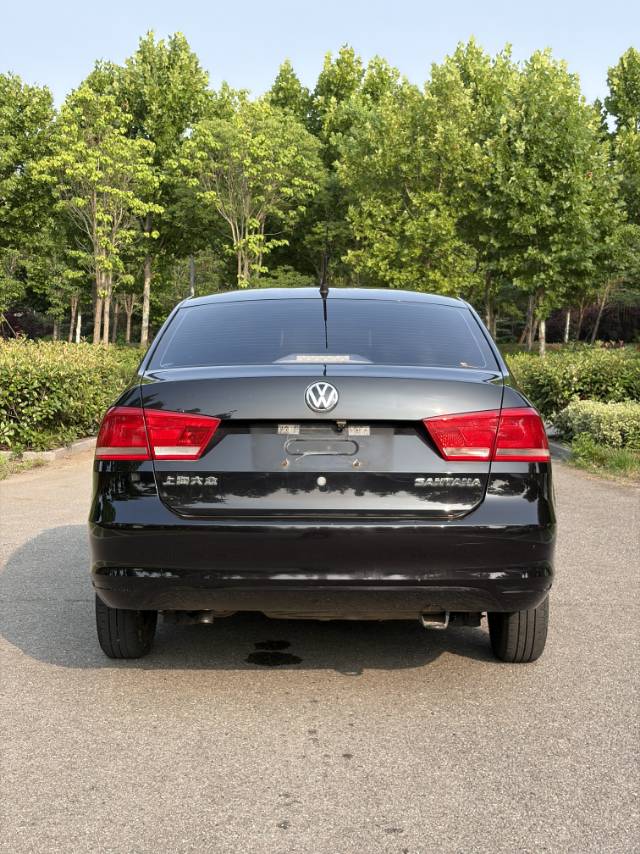 Volkswagen Santana 2015 car image #5