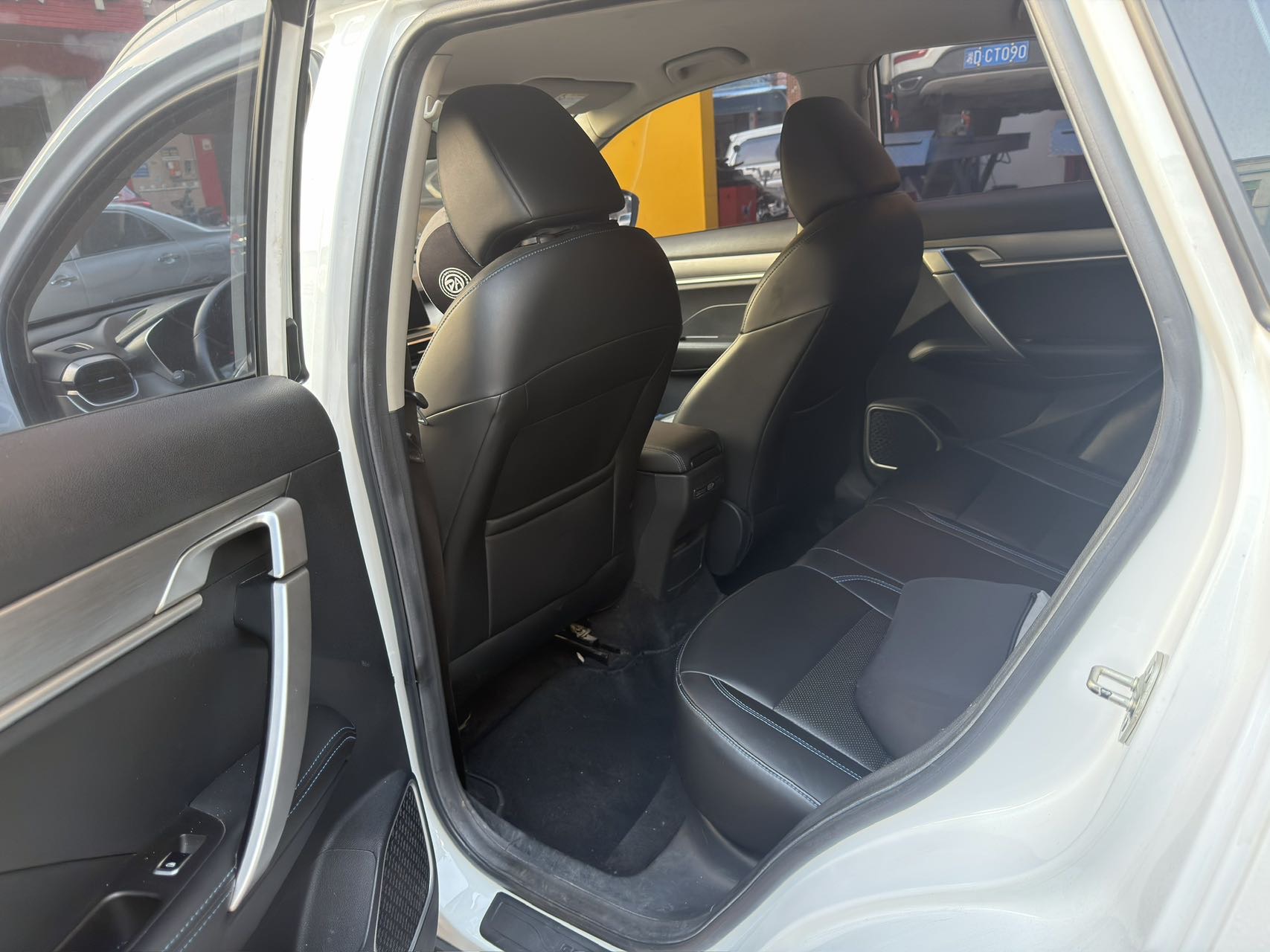 GEELY Coolray New Energy 2020 #4 GEELY Coolray New Energy 2020 car image #4