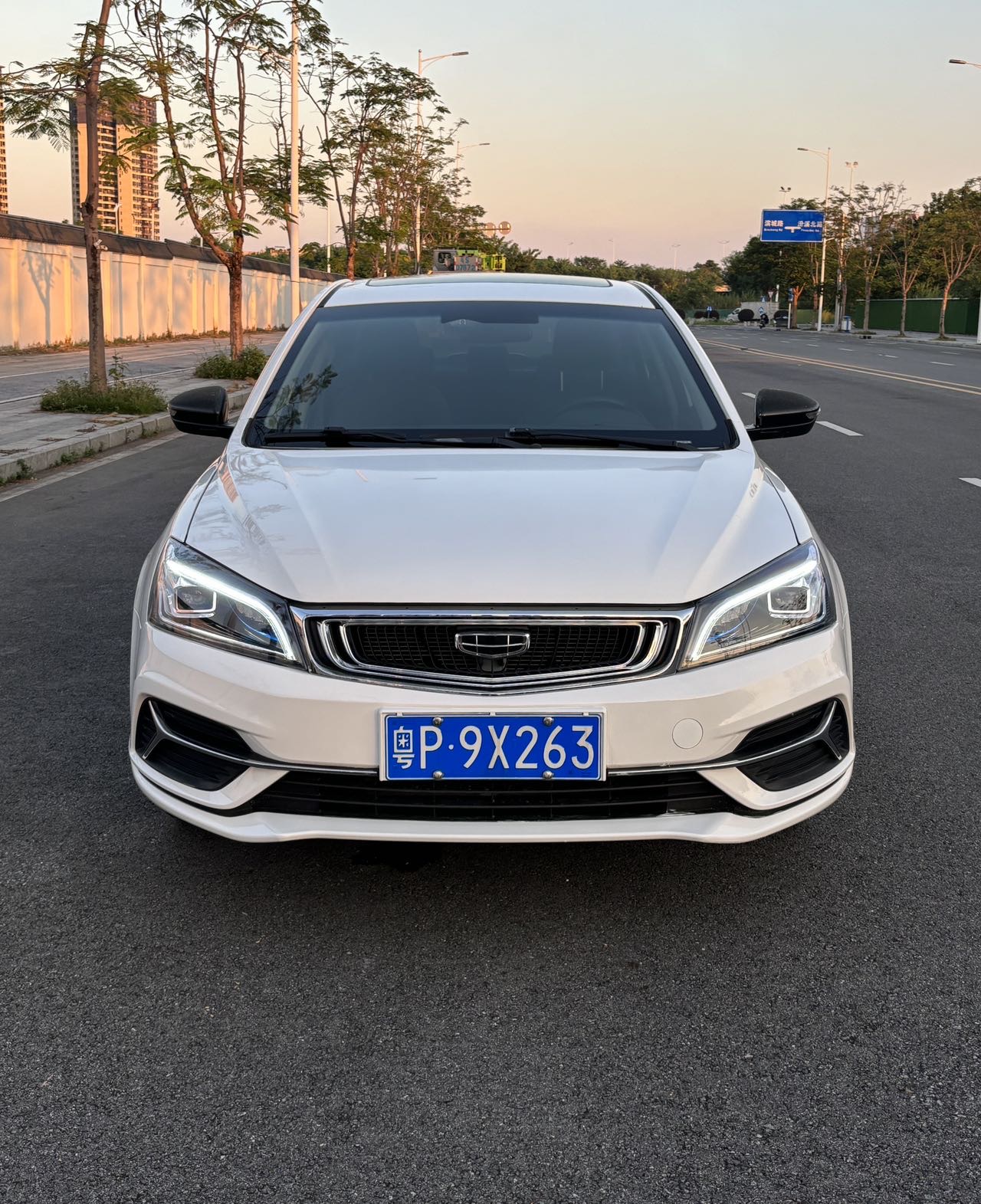 GEELY Emgrand 2020 صورة سيارة #3