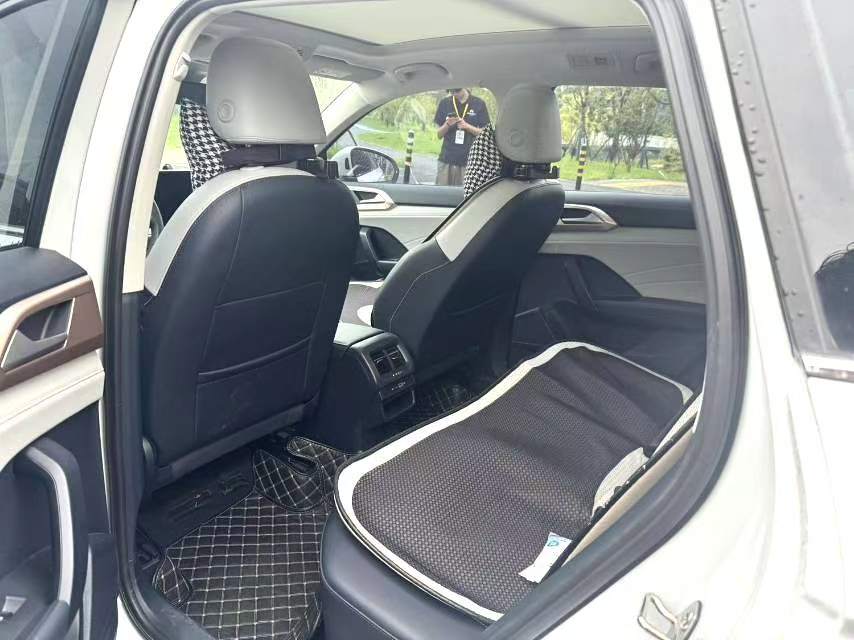 Volkswagen Tharu 2023 car image #3