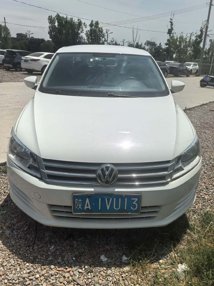 Volkswagen Santana 2015 car image 