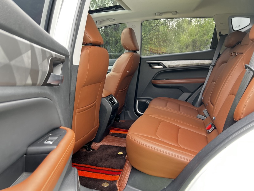GEELY Vision X6 2022 immagine di auto #14
