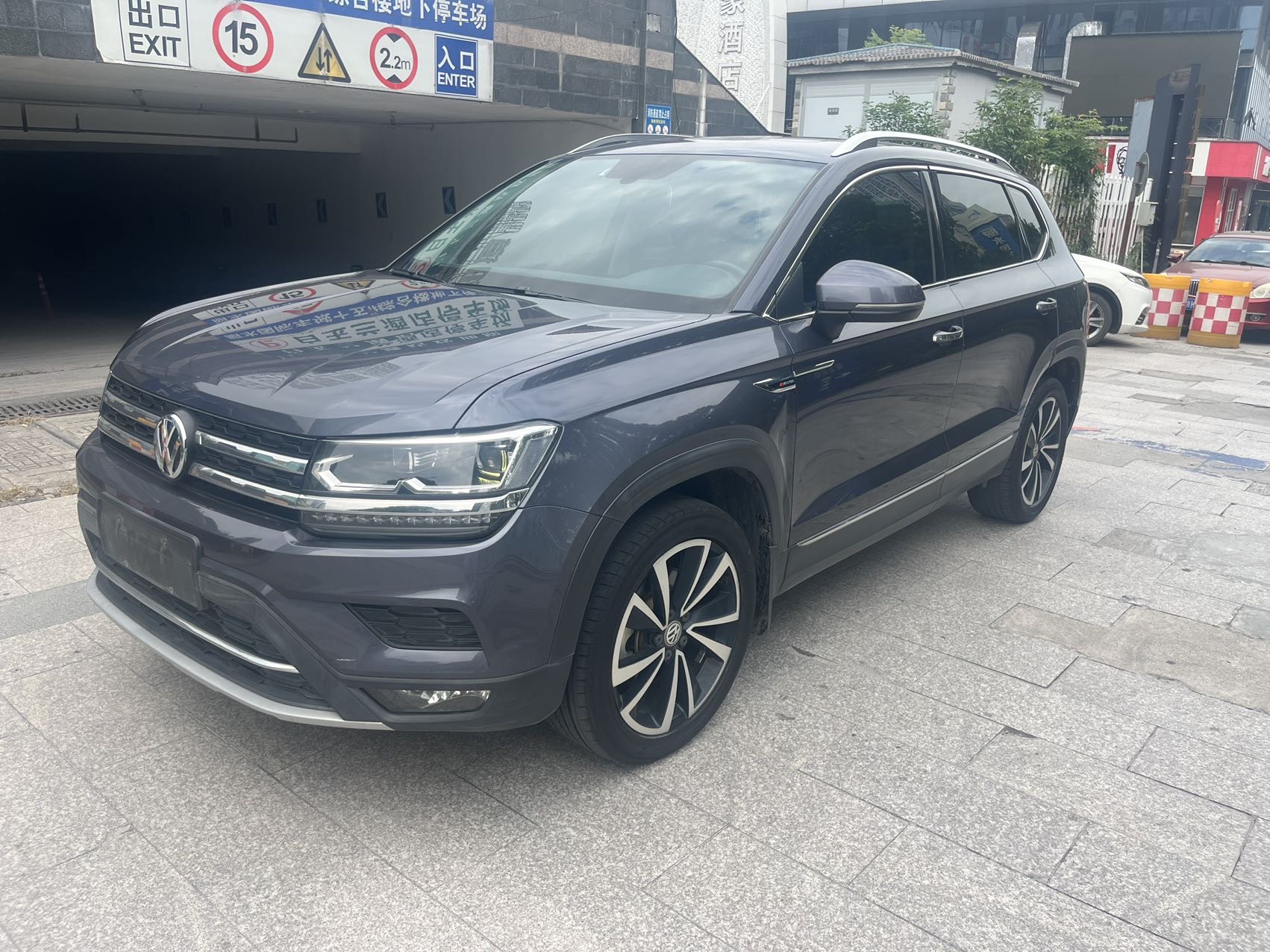 Volkswagen Tharu 2018 Volkswagen Tharu 2018 car image