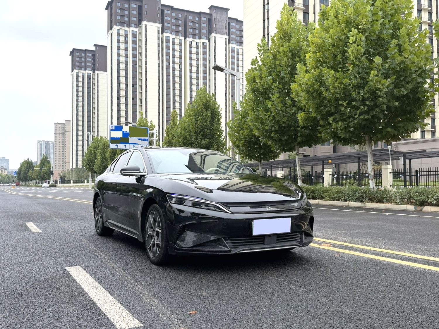 BYD Han 2024 #6 BYD Han 2024 car image #6