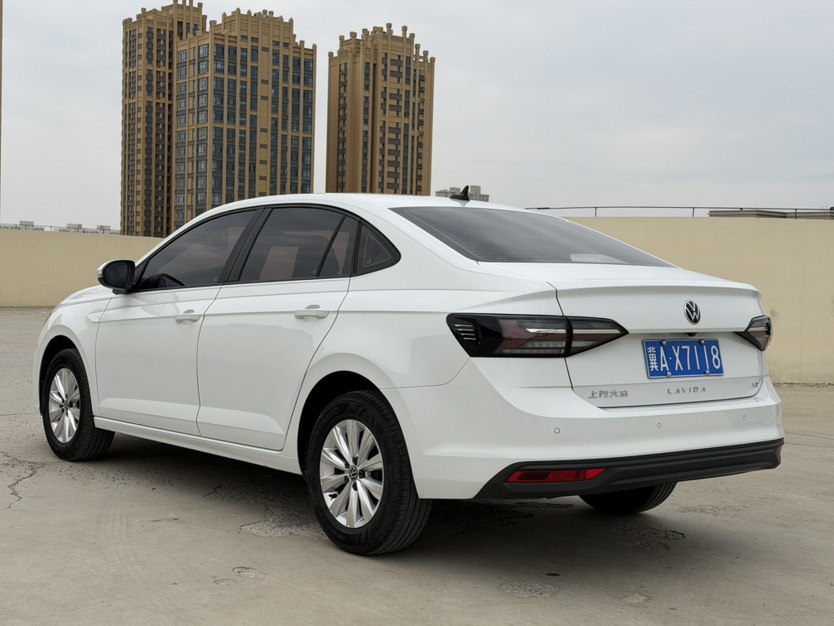 Volkswagen Lavida 2023 car image #4