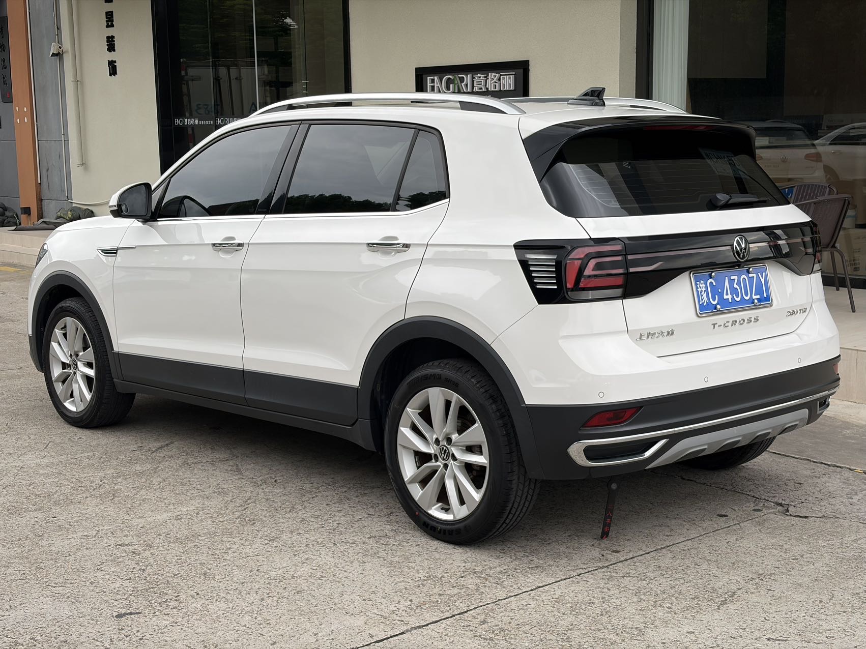 Volkswagen T-Cross 2021 car image #11
