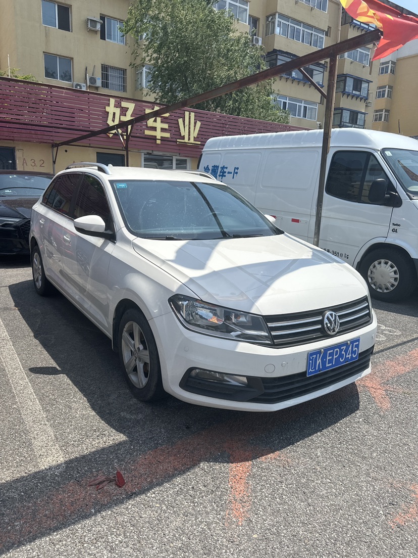 Volkswagen Santana 2016 car image 