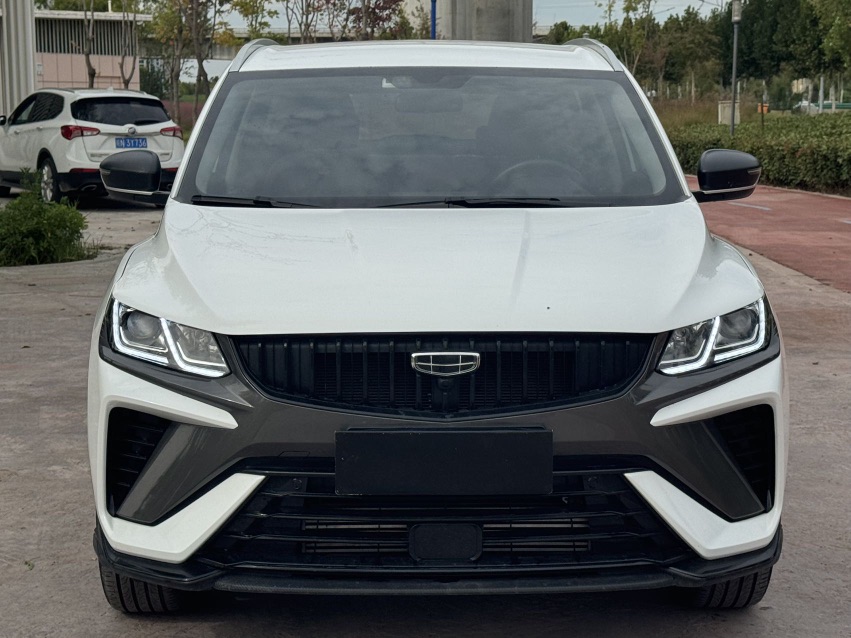 GEELY Coolray 2024 изображение автомобиля #2