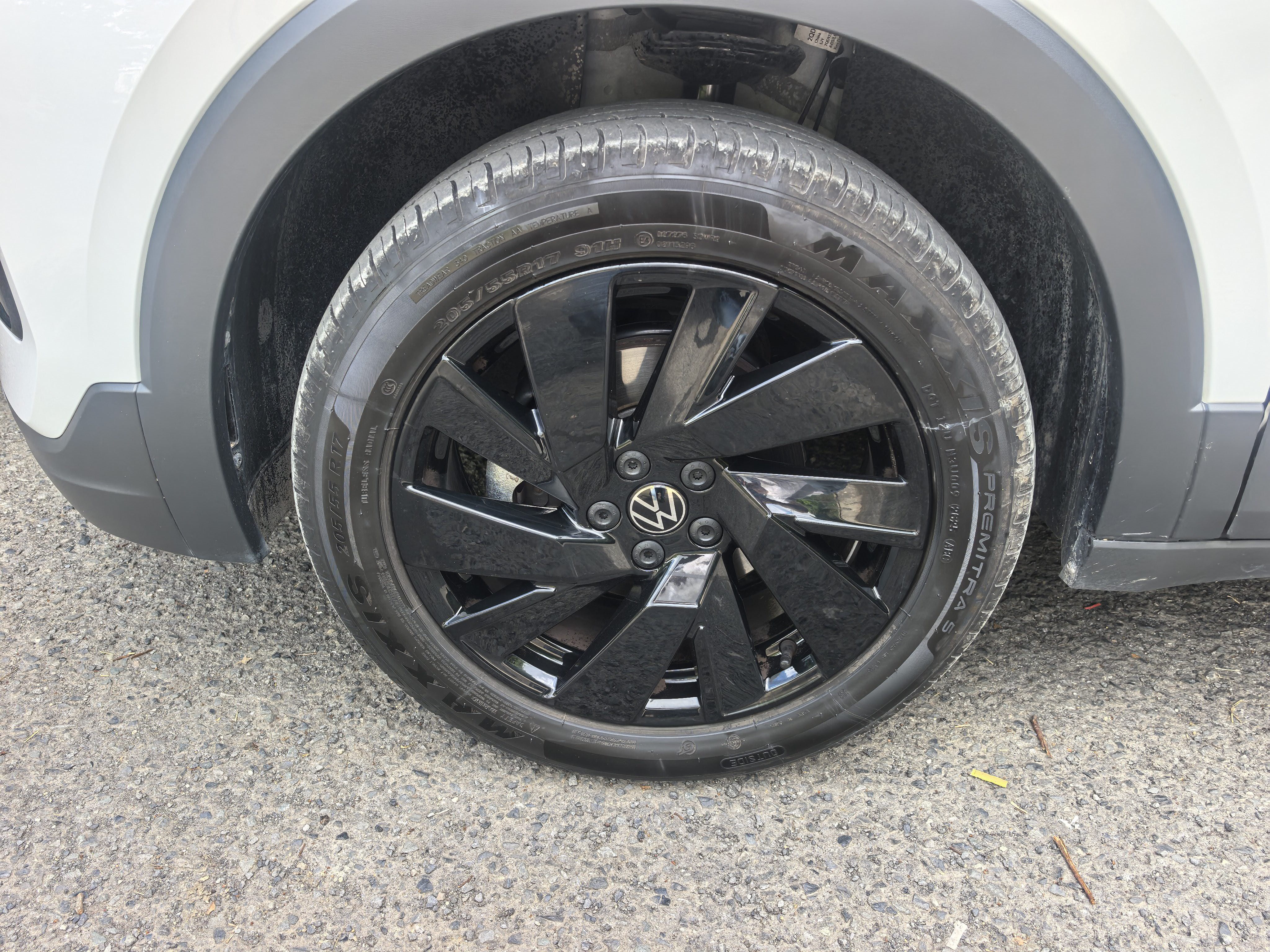 Volkswagen Tharu 2025 car image #18