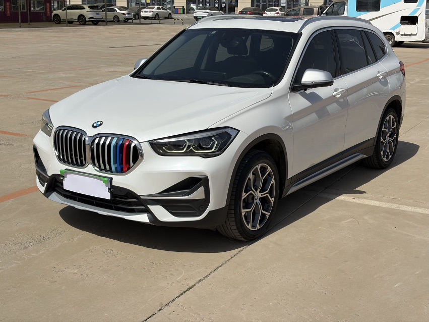 BMW X1 2022 BMW X1 2022 car image