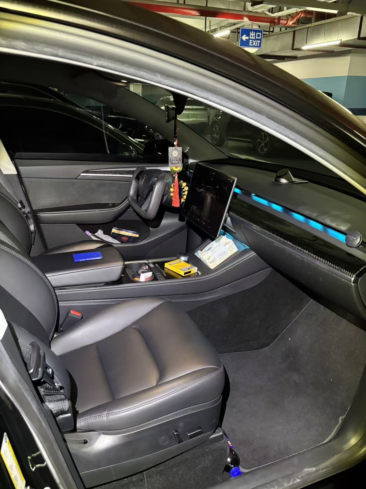 Tesla Model Y 2023 #6 Tesla Model Y 2023 car image #6