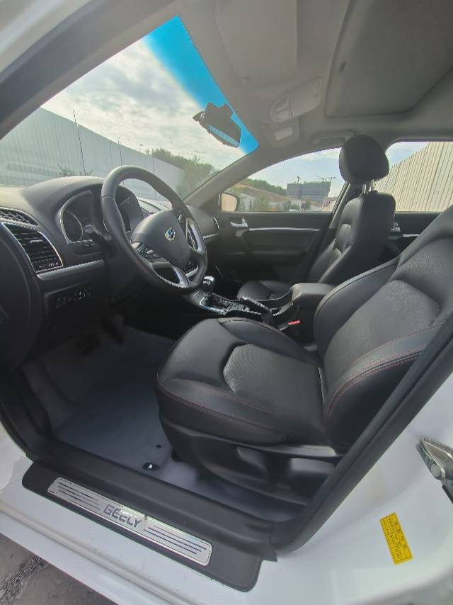 GEELY Emgrand 2015 #4 GEELY Emgrand 2015 car image #4