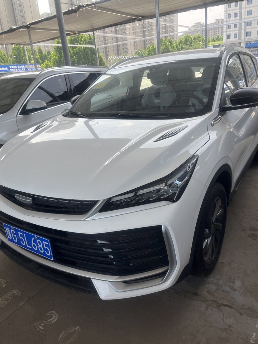 GEELY Coolray 2026 car image #2