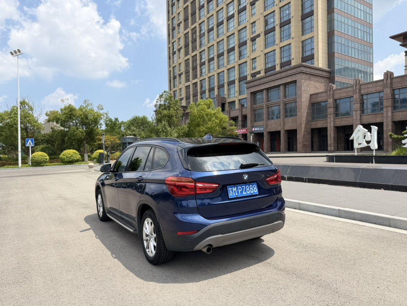 BMW X1 2019 #6 BMW X1 2019 car image #6